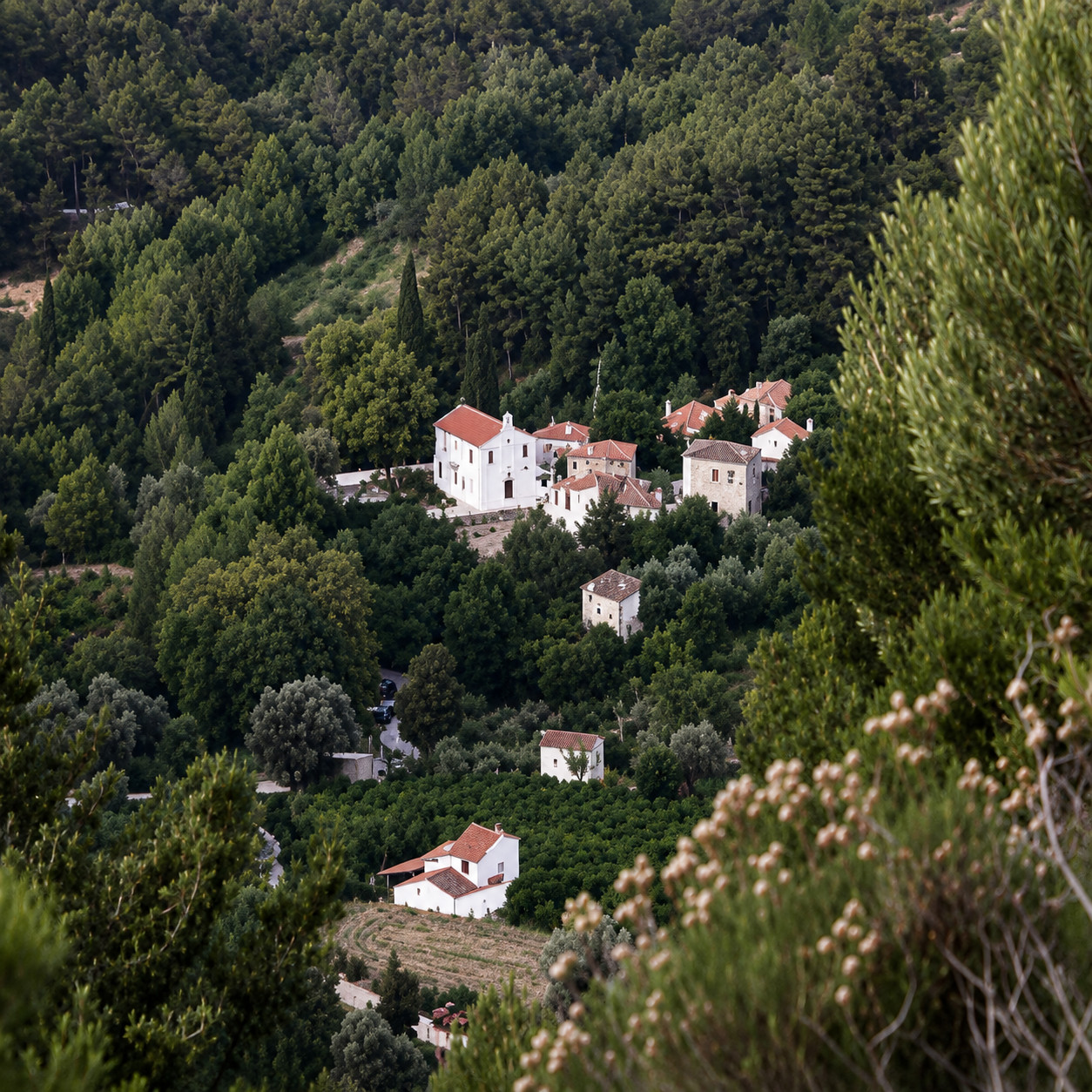 Agios Panteleimon bei Lekkas – religiöser Ort mit Ausblick